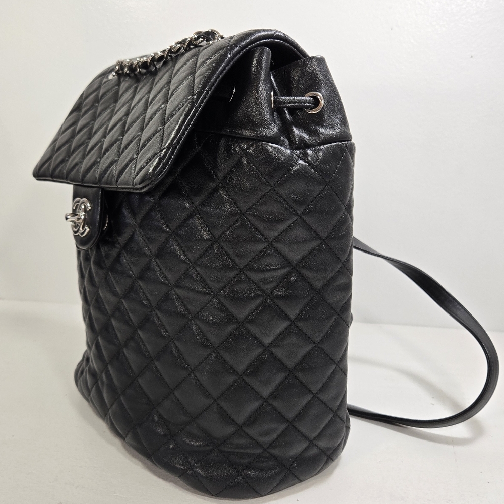 Chanel Urban Spirit Black Quilted Lambskin Large Backpack Bag - Picture 4 of 17